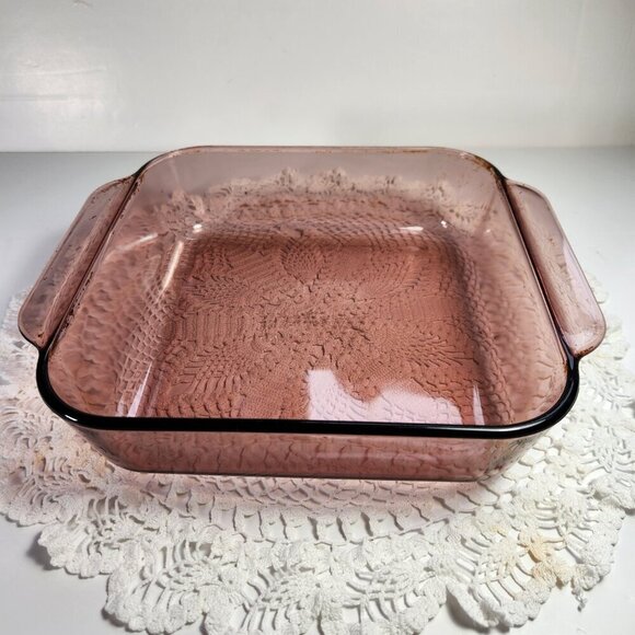 Pyrex Cranberry Visions 2 Qt. Glass Square Cake Pan Dish 222-R Vintage 80s 8x8x2 - Picture 1 of 6